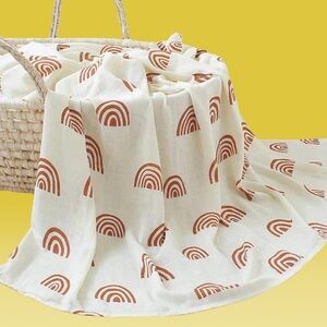 Organic cotton swaddle | orange rainbow